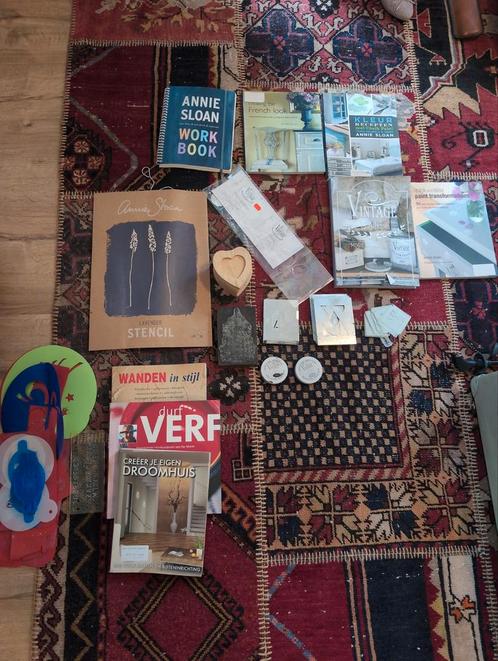 Krijtverf sjablonen, kwasten etc. Koopje!, Hobby en Vrije tijd, Schilderen, Ophalen