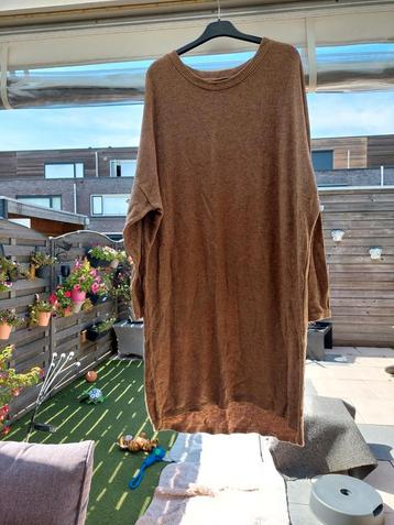 Dames Truien / jurken beschikbaar voor biedingen