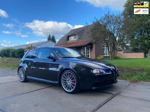 Alfa Romeo 147 3.2 V6 GTA|NWE DISTR|NWE KOPPELING|AIRCO|LEDE, Auto's, Alfa Romeo, Bedrijf, Te koop, ABS, Airbags, Airconditioning
