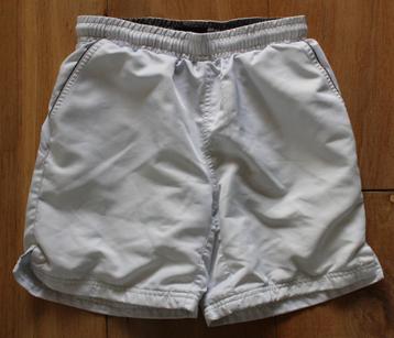 Tennisshort van Dunlop 140 beschikbaar voor biedingen