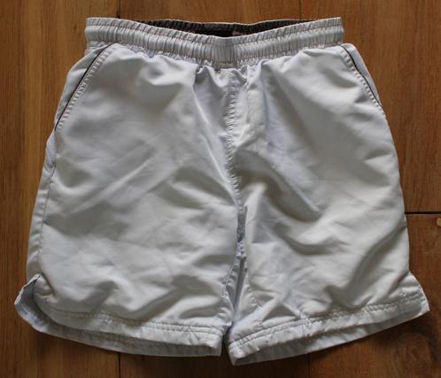 Tennisshort van Dunlop 140, Kinderen en Baby's, Kinderkleding | Maat 140, Gebruikt, Jongen, Sport- of Zwemkleding, Ophalen of Verzenden