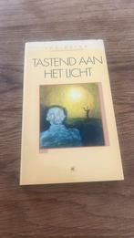 Jos Brink - Tastend aan het licht, Ophalen of Verzenden, Zo goed als nieuw, Jos Brink
