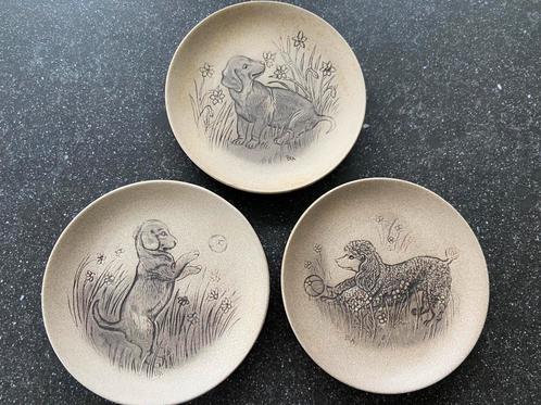 Wandborden bordjes Poole Pottery England puppies tekeningen, Antiek en Kunst, Curiosa en Brocante, Ophalen of Verzenden