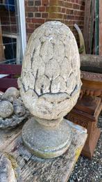 Oude betonnen artisjok tuinornament - 38cm, Ophalen, Gebruikt, Overige typen, Nvt
