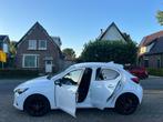 Mazda 2 1.5 Skyactiv-G Sport Selected NL-AUTO-NAP., Voorwielaandrijving, Stof, Gebruikt, Start-stop-systeem