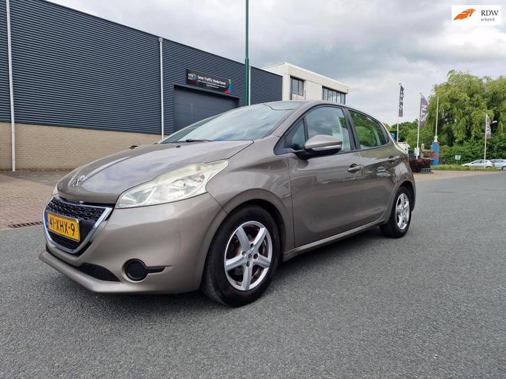 Peugeot 208 1.4 VTi Active AIRCO CRUISE 2 X SLEUTELS, Auto's, Peugeot, Bedrijf, Te koop, Benzine, Euro 5, B, Hatchback, Handgeschakeld