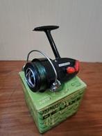 molen reel vintage Intrepid New de Luxe vissen, Ophalen of Verzenden, Molen