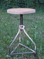 Oude Vintage Industriele Kruk Tafeltje wit, N, Ophalen of Verzenden, N, Hout