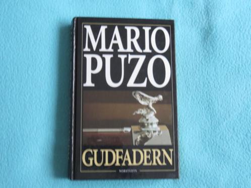 Zweeds: Gudfadern - Mario Puzo - The godfather, Boeken, Thrillers, Zo goed als nieuw, Amerika, Ophalen of Verzenden