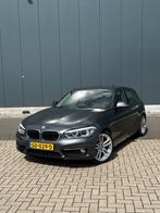 BMW 1-Serie 1.6 116D EFFICIENT DYNAMICS 2015 Grijs, Auto's, Airconditioning, Origineel Nederlands, Te koop, Zilver of Grijs