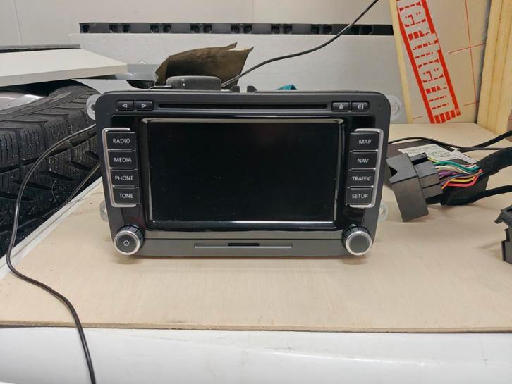 VW RNS 510 Radio Navigatiesysteem, Auto diversen, Autoradio's, Gebruikt, Ophalen of Verzenden