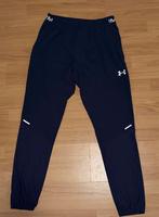 Under Armour Trainingsbroek Donkerblauw Maat M (origineel), Kleding | Heren, Broeken en Pantalons, Ophalen of Verzenden, Zo goed als nieuw