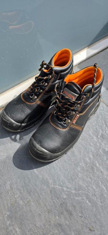 River Werkschoenen - Zwart beschikbaar voor biedingen