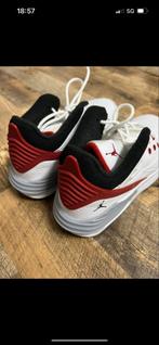 Nike Air Jordan Max Aura 5 Wit/Rood maat 41, Kleding | Heren, Schoenen, Ophalen, Nieuw, Wit, Sneakers of Gympen
