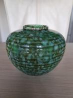 ADCO geribbelde groene bolvaas art deco ca.13,5cm gaaf, Antiek en Kunst, Antiek | Keramiek en Aardewerk, Ophalen