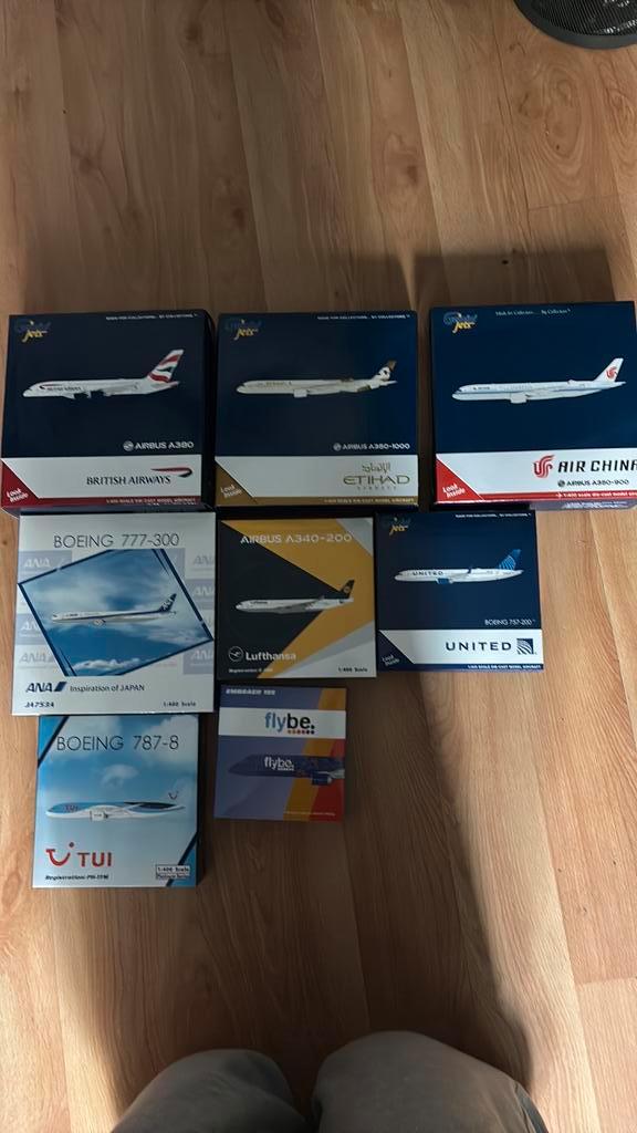 Diverse 1/400 diecast modellen, Hobby en Vrije tijd, Modelbouw | Vliegtuigen en Helikopters, Zo goed als nieuw, Groter dan 1:72