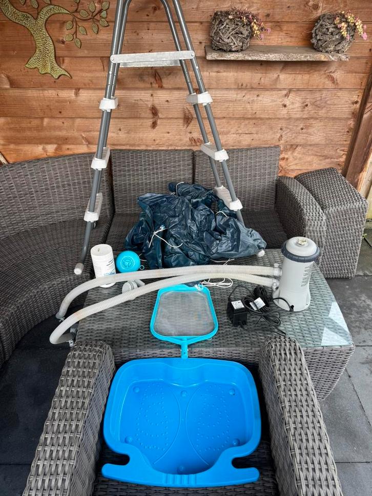 Veel Zwembad Spullen in Nieuwstaat, Tuin en Terras, Zwembad-toebehoren, Zo goed als nieuw, Overige typen, Ophalen