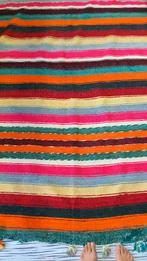 Vintage Marokkaanse Teliss Kelim tapijt, Ophalen