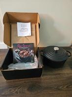 zwarte slowcooker/gietijzeren braadpan 24 cm+receptenboekje, Ophalen of Verzenden, Nieuw