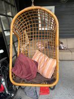 Bruine rotan hangstoel, Tuin en Terras, Tuinstoelen, Ophalen, Gebruikt, Rotan