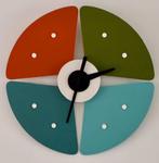 Vitra Petal Clock limited edition, Ophalen, Zo goed als nieuw, Analoog, Wandklok