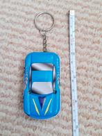 Sleutelhanger auto - tevens bewaarblikje, Verzamelen, Sleutelhangers, Ophalen of Verzenden, Zo goed als nieuw, Transport