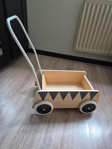 Petite Amélie houten loopwagen beschikbaar voor biedingen