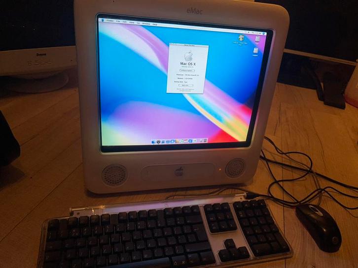 Apple eMac Tiger en leopard dual boot., Computers en Software, Vintage Computers, Ophalen