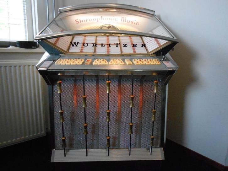 Wurlitzer 2500 jukebox uit 1961, Verzamelen, Automaten | Jukeboxen, Zo goed als nieuw, Wurlitzer, 1960 tot 1970, Met singles, Ophalen of Verzenden