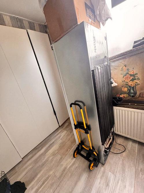 IKEA Frysa Inbouw Vriezer - 209L 1 jaar gebruikt!, Witgoed en Apparatuur, Koelkasten en IJskasten, Gebruikt, Met vriesvak, 200 liter of meer