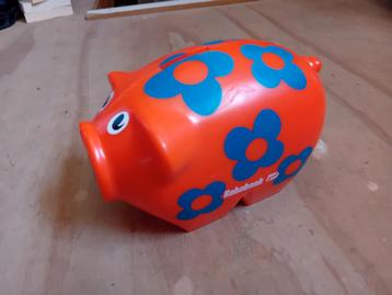 Oranje Varken rabobank spaarpot met radio  beschikbaar voor biedingen