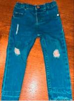 Spijkerbroek meisje River Island 12-18 mnd, Kinderen en Baby's, Babykleding | Maat 80, Ophalen of Verzenden, Zo goed als nieuw
