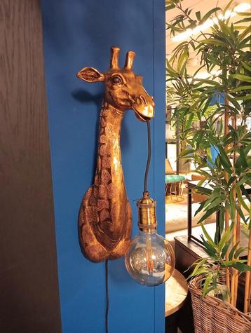 Nieuwe gekke wandlamp giraf inclusief luxe lamp €90