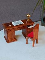 Bureau met stoel en accessoires poppenhuis, Verzamelen, Poppenhuizen en Toebehoren, Ophalen of Verzenden, Gebruikt, Poppenhuis