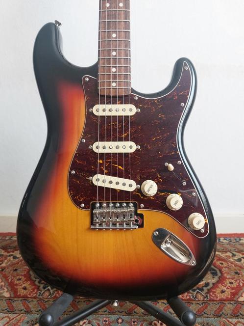 Squier Classic Vibe 60s Sunburst nieuwstaat!, Muziek en Instrumenten, Snaarinstrumenten | Gitaren | Elektrisch, Zo goed als nieuw