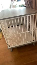 Honden kennel, Dieren en Toebehoren, Hondenbenches, Ophalen of Verzenden, Zo goed als nieuw