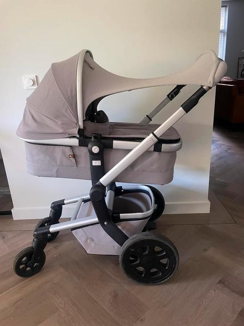 Mooie grijze Joolz Day2 kinderwagen, Kinderen en Baby's, Kinderwagens en Combinaties, Gebruikt, Kinderwagen, Overige merken, Verstelbare duwstang