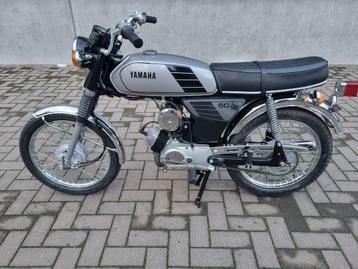 yamaha fs1        nieuw opgebouwde 2RU beschikbaar voor biedingen