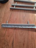 Handgrepenp rvs 4x24 cm hart 16cm. En 18 x 18cm hart 10cm, Huis en Inrichting, Keuken | Keukenelementen, Ophalen, Minder dan 25 cm