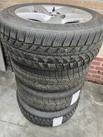 Set licht metalen velgen VW met 4 seizoenen banden 4-6mm, Ophalen, Zo goed als nieuw