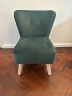 Donkergroene fluwelen fauteuil met houten poten Halmstad, Huis en Inrichting, Stoelen, Ophalen, Overige kleuren, Zo goed als nieuw