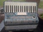 Te koop, Muziek en Instrumenten, Accordeons, Gebruikt, 80-bas, Toetsaccordeon, Met riemen