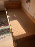 Massief Grenen Bed 90x190, Gebruikt, 90 cm, Eenpersoons, Bruin