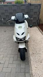 Aprilia sr 50, Fietsen en Brommers, Ophalen of Verzenden, Zo goed als nieuw