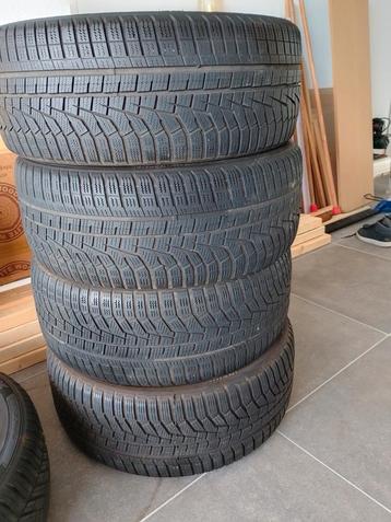 Hankook Winter i*cept evo2 - 225/45 R18 Winterbanden beschikbaar voor biedingen
