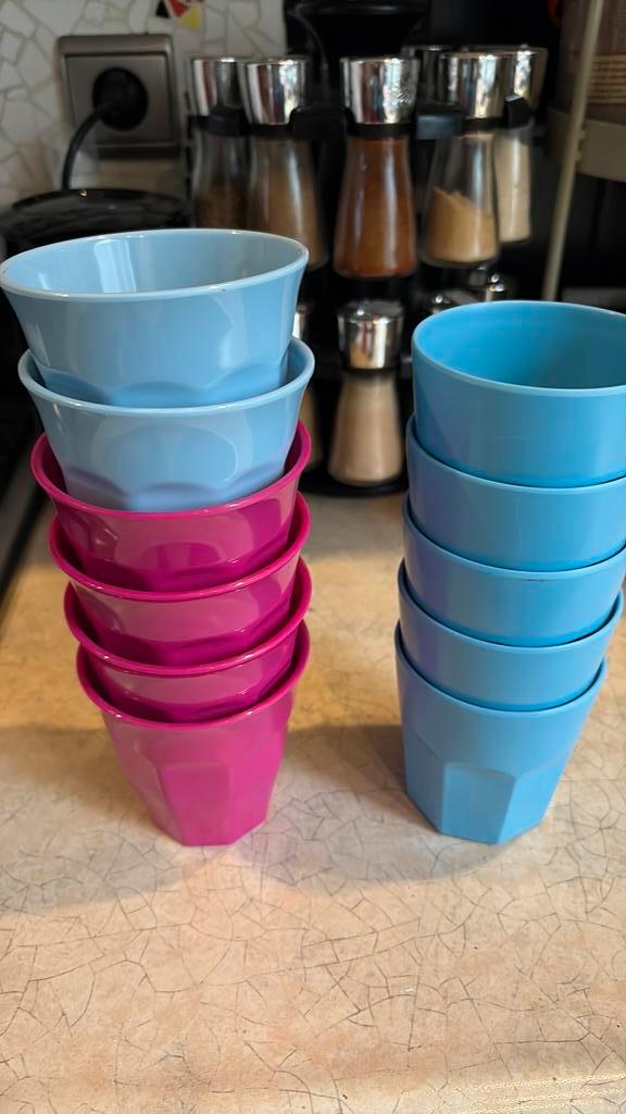 Plastic drinkbekers, Huis en Inrichting, Keuken | Tupperware, Zo goed als nieuw, Overige typen, Ophalen of Verzenden