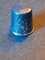 Vintage zilveren vingerhoed met bloemmotief, Ophalen of Verzenden