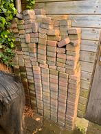 Gratis klinkers 11x 11 cm ruim 350 stuks, Tuin en Terras, Gebruikt, Ophalen of Verzenden, Klinkers