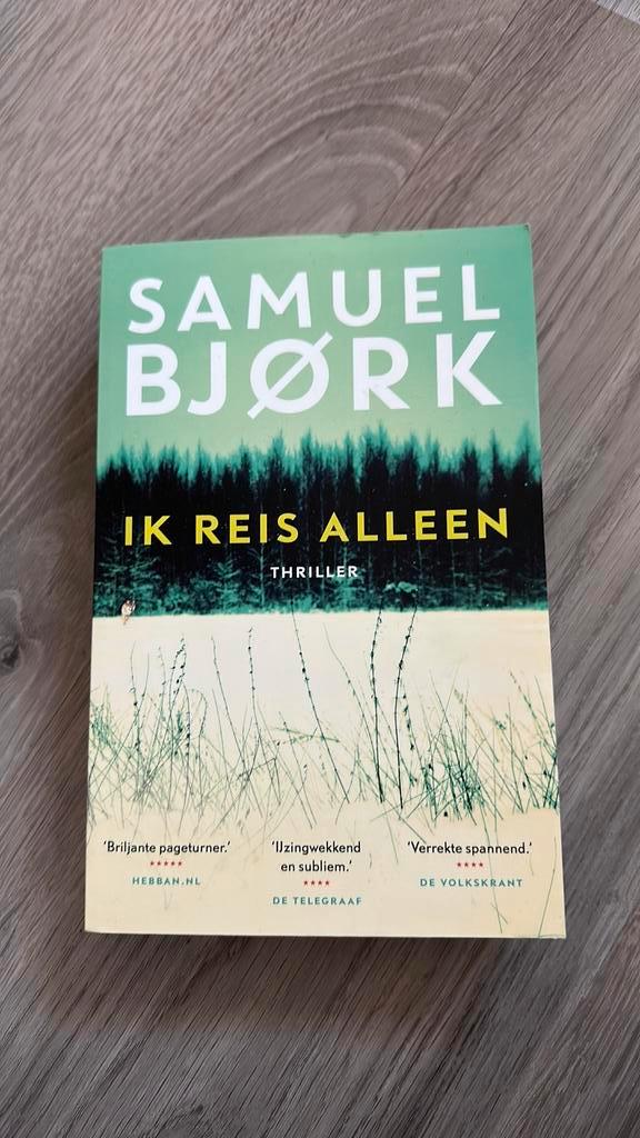 Samuel Bjork - Ik reis alleen, Boeken, Thrillers, Zo goed als nieuw, Ophalen of Verzenden