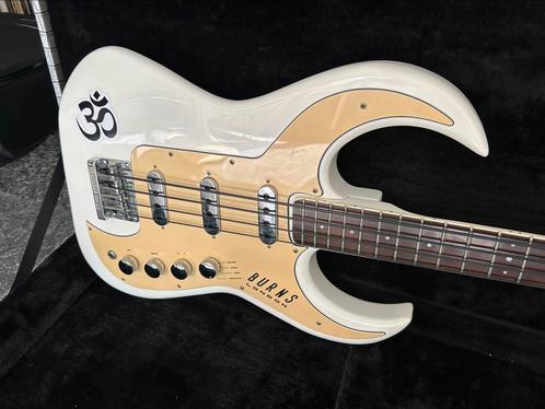 Burns Bison Bass, Muziek en Instrumenten, Snaarinstrumenten | Gitaren | Bas, Zo goed als nieuw, Ophalen